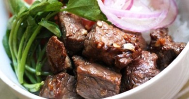 Vietnamese Seared Beef Salad